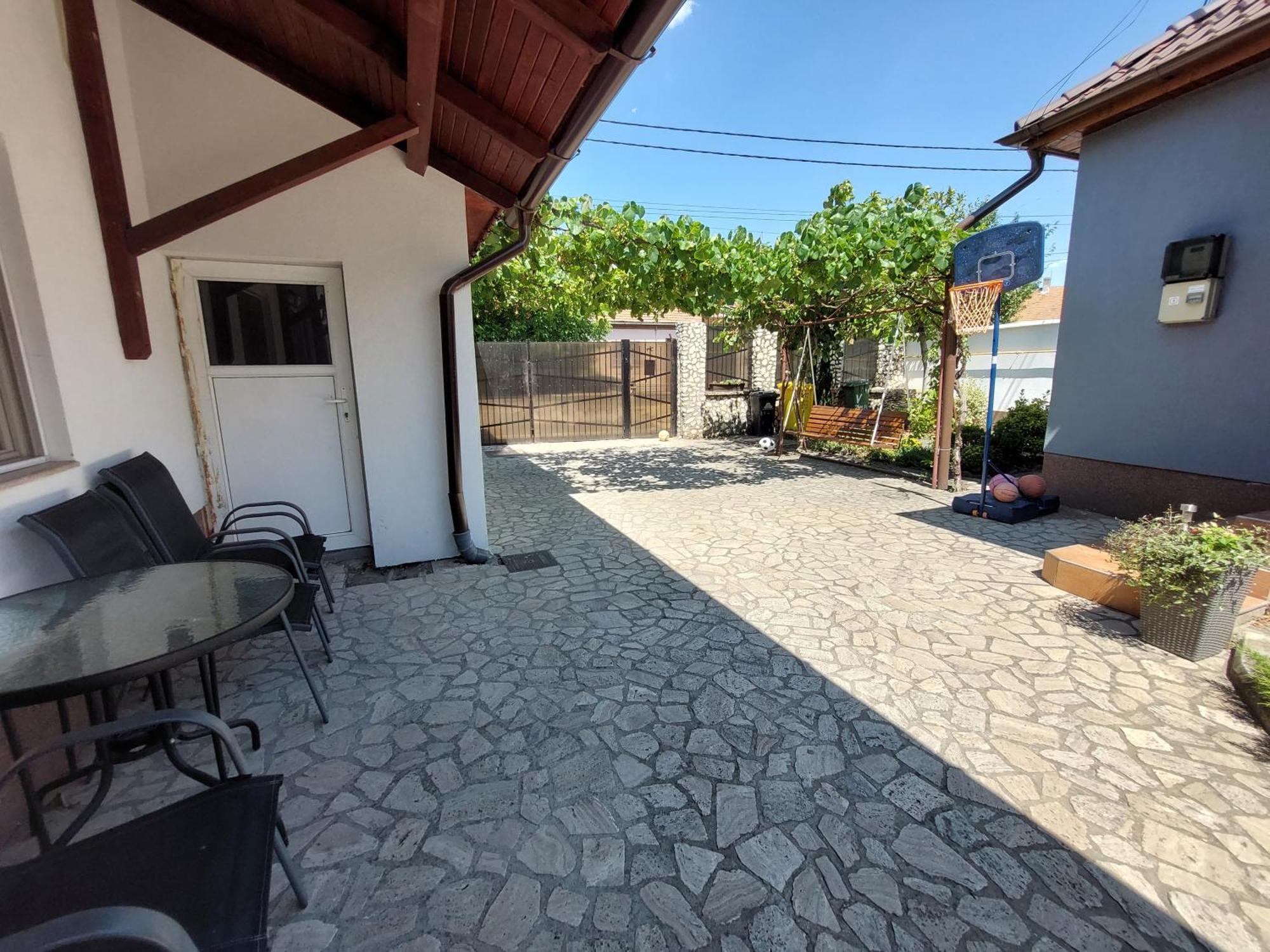 Cozy, Quiet & Family Friendly In Arad Lejlighed Værelse billede
